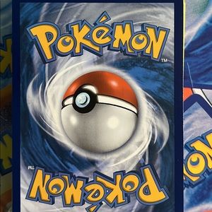 Random 50 Pokémon cards